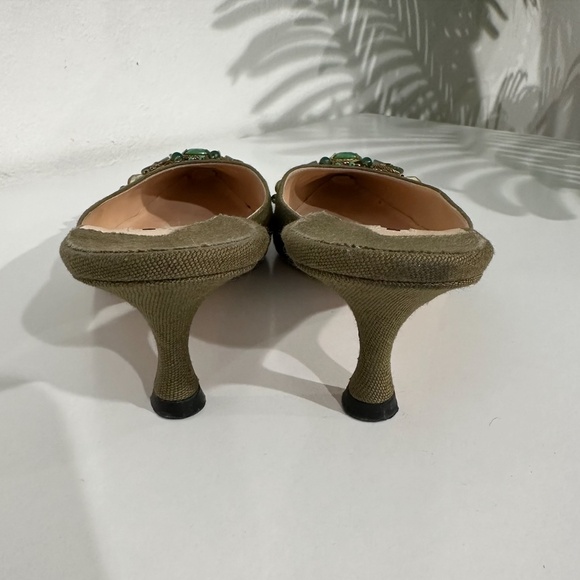 Manolo Blahnik Olive Green Canvas Embellished Point Toe Kitten mules size 39 - Picture 4 of 6